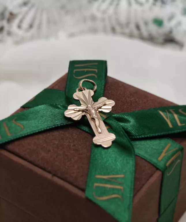 ZŁOTA ZAWIESZKA KRZYŻ JEZUS KRZYŻYK 2,63/585