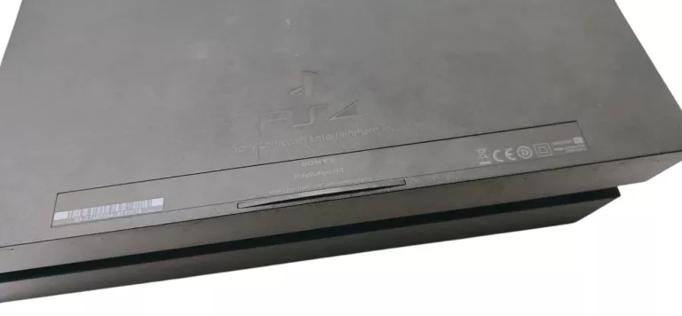 KONSOLA PS4 CUH-1116A + KABEL HDMI + KABEL ZASILJĄCY + PAD
