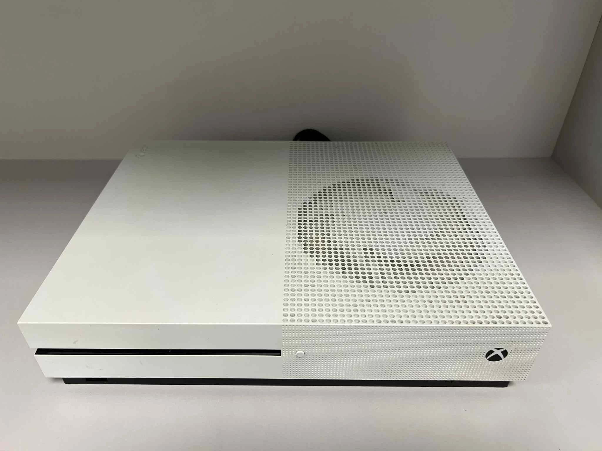 konsola-xbox-one-s-500gb-model-1681-stan-11323-2