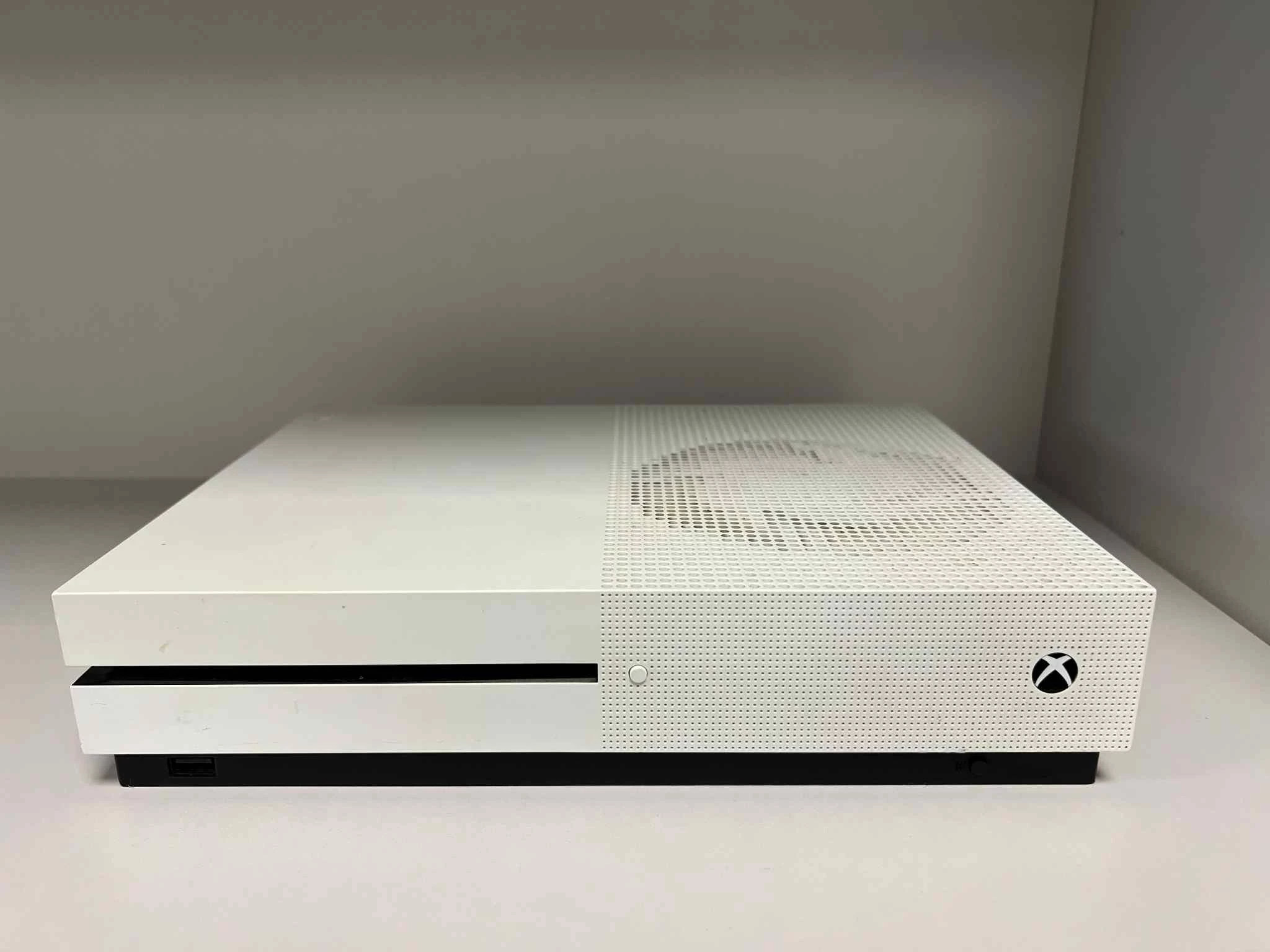 konsola-xbox-one-s-500gb-model-1681-rynek-27-ostrow