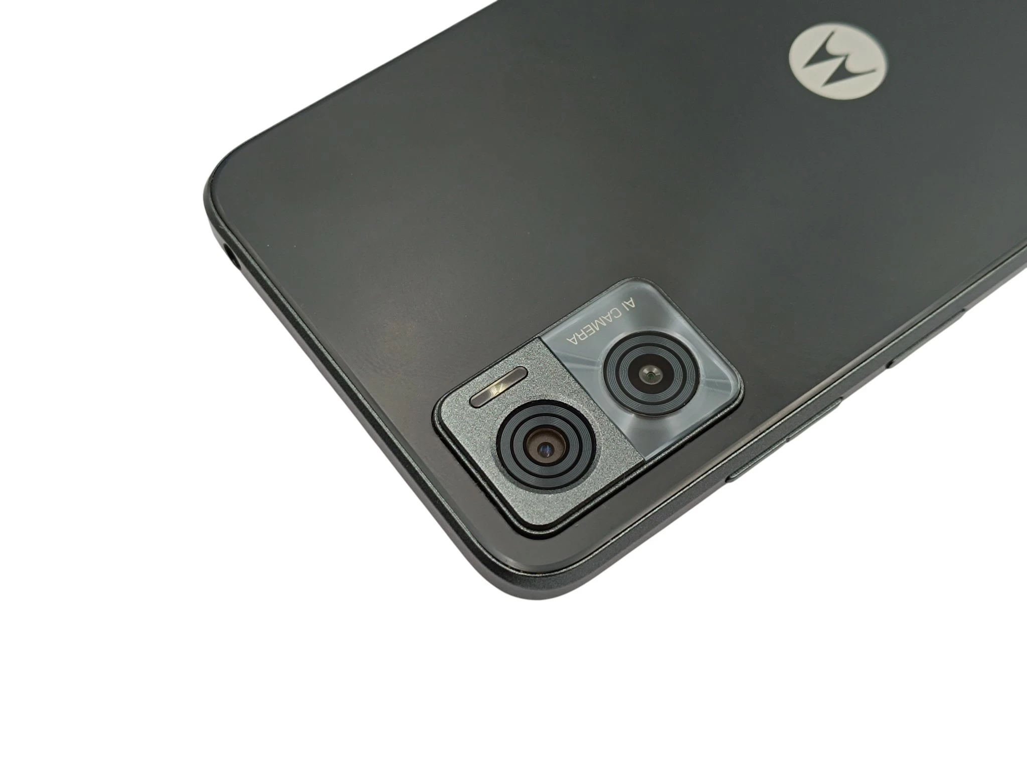 telefon-motorola-moto-e22i-232gb-65-90hz-4020mah-czarny-opis-przekatna-ekranu-650