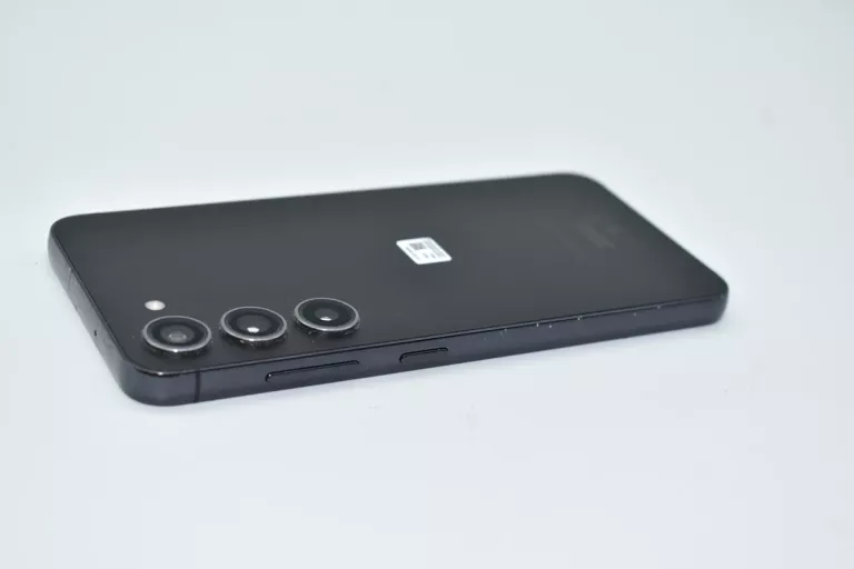 TELEFON SAMSUNG GALAXY S23