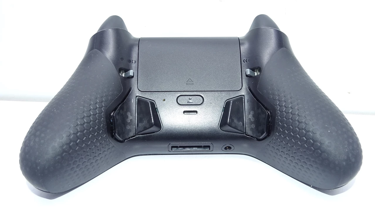 pad-xbox-scuf-instinct-pro-liczba-przyciskow-25