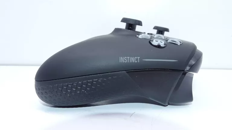 pad-xbox-scuf-instinct-pro-stan-11323-2