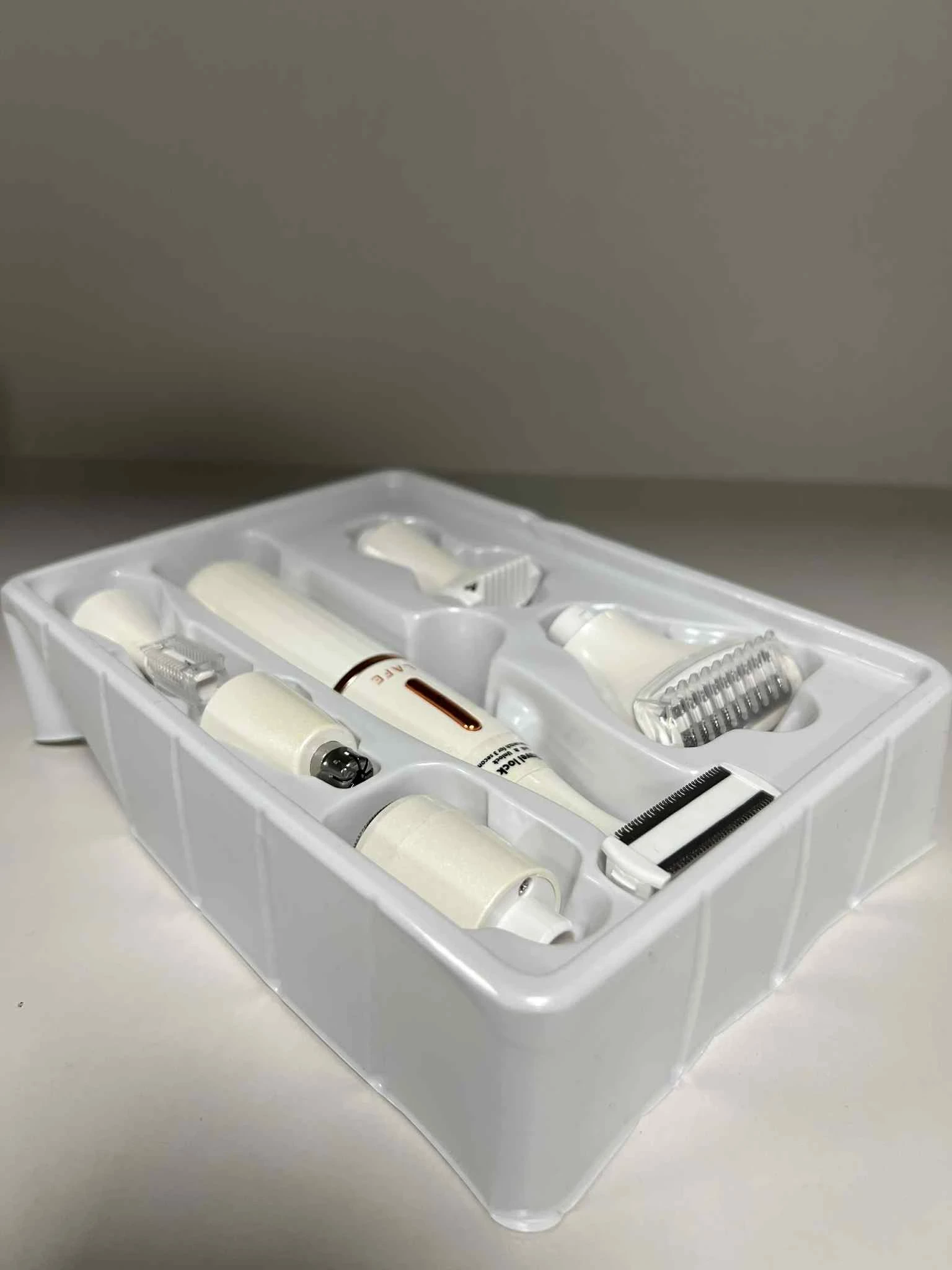 trymer-damski-lafe-ultratrim-6w1-mozliwosc-mycia-pod-woda-205614-385397