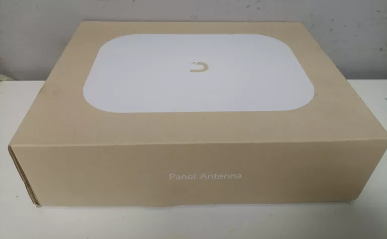 UBIQUITI PANEL ANTENNA ULTRA (UACC-UK-ULTRA-PANEL-ANTENNA)