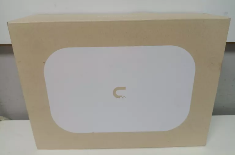 UBIQUITI PANEL ANTENNA ULTRA (UACC-UK-ULTRA-PANEL-ANTENNA)