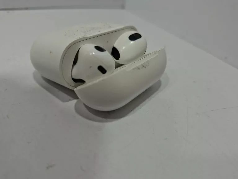 SŁUCHAWKI APPLE AIRPODS (3GEN)