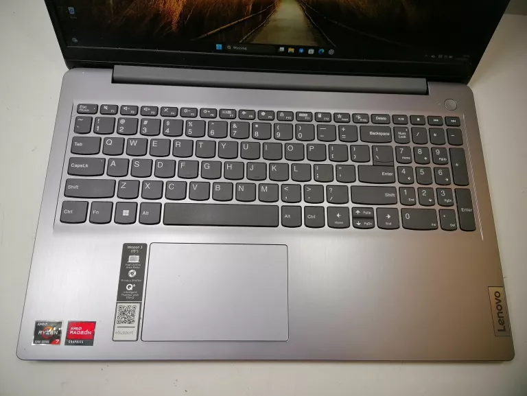 LAPTOP LENOVO IDEAPAD 3 15ALC6 8523