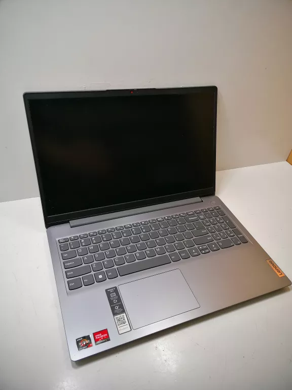 LAPTOP LENOVO IDEAPAD 3 15ALC6 8523