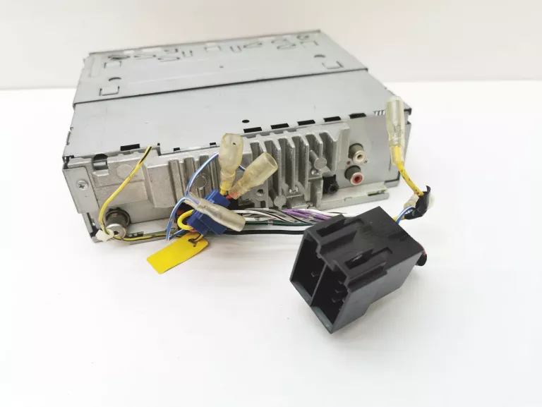 radio-samochodowe-pioneer-deh-2200ub-rodzaje-odtwarzanych-nosnikow-205774-4