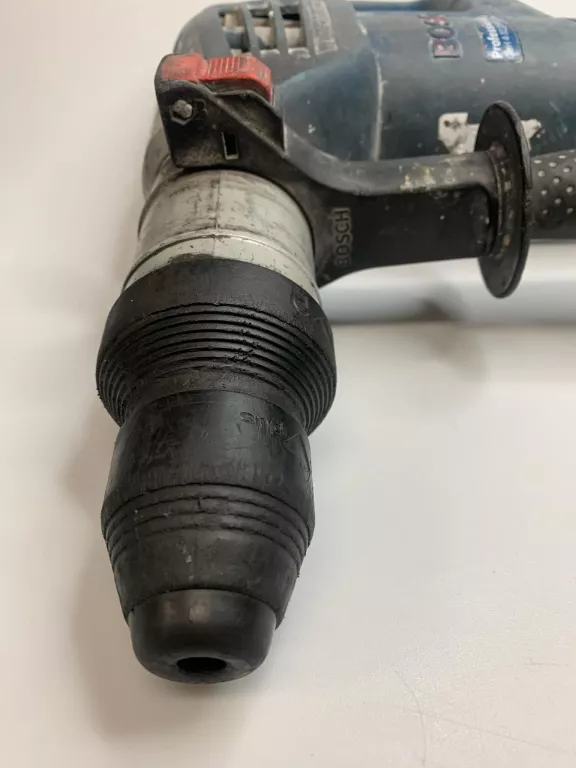 MŁOTOWIERTARKA BOSCH GBH 4-32 DFR