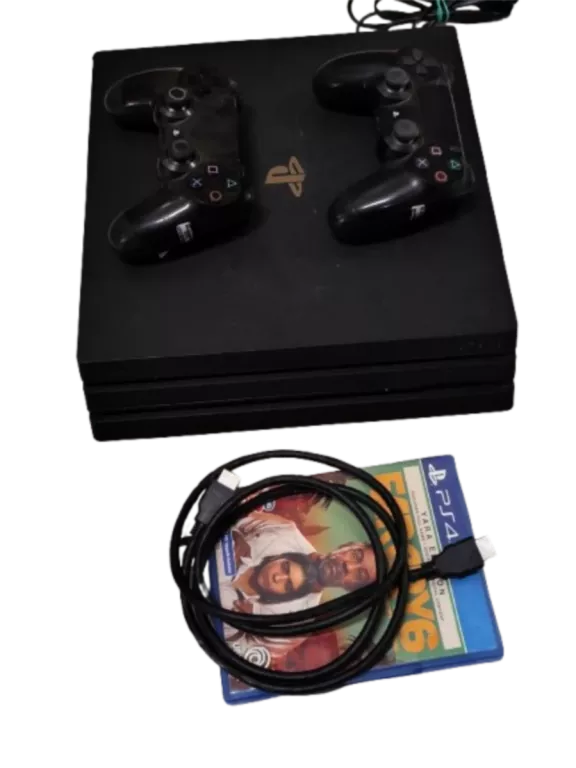 KONSOLA PS4 PRO 1 TB -2 PADY + GRA