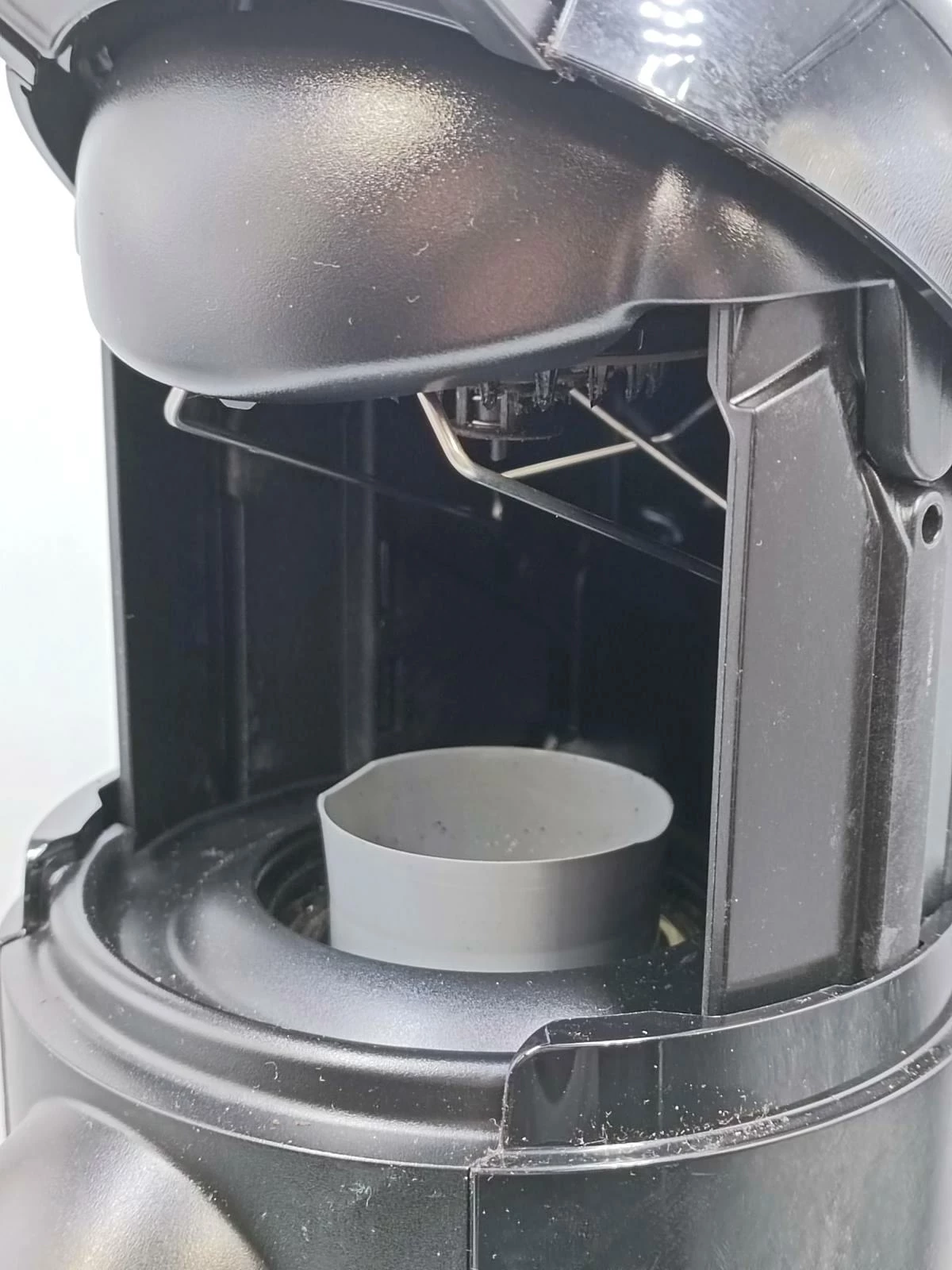 ekspres-kapsulkowy-nespresso-vertuo-plus-gcb2-pojemnosc-zbiornika-na-wode-11-l