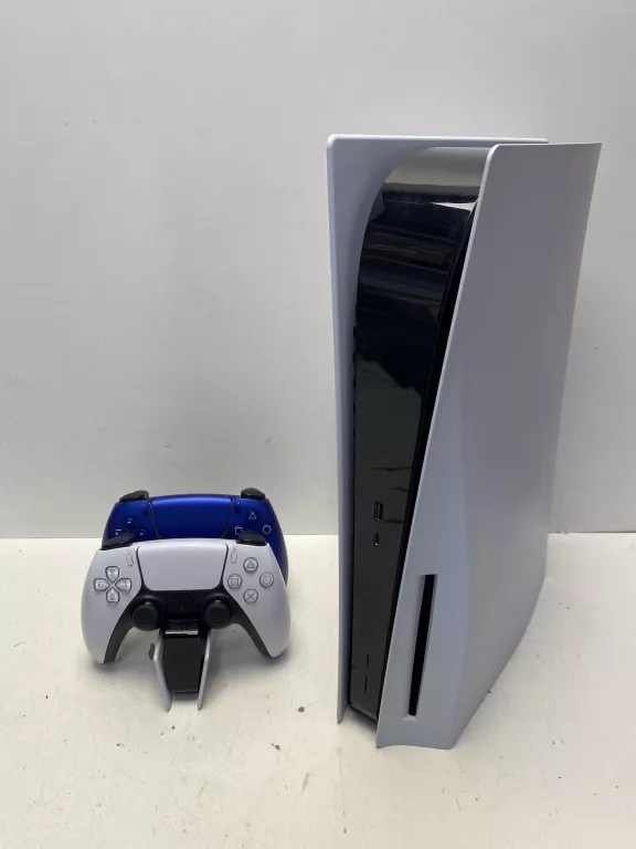 KONSOLA SONY PLAYSTATION 5 PS5 825GB