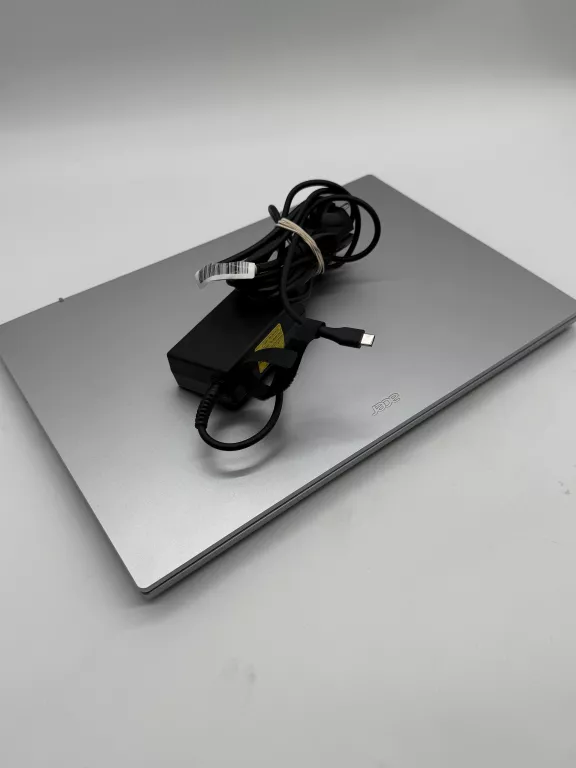 LAPTOP ACER EXTENSA 15 INTEL CORE I5 1334U 16GB RAM 512GB SSD