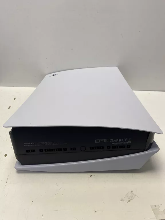 KONSOLA SONY PLAYSTATION 5 PS5 825GB