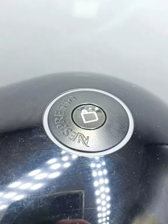 ekspres-kapsulkowy-nespresso-vertuo-plus-gcb2-wbudowany-mlynek-596-385289