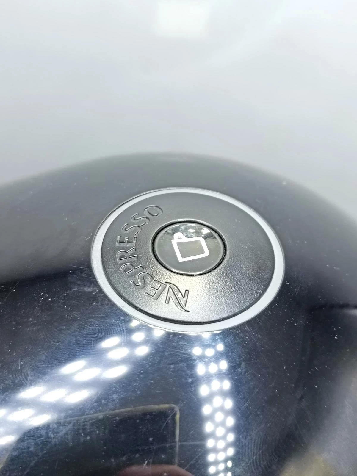 ekspres-kapsulkowy-nespresso-vertuo-plus-gcb2-wbudowany-mlynek-596-385289