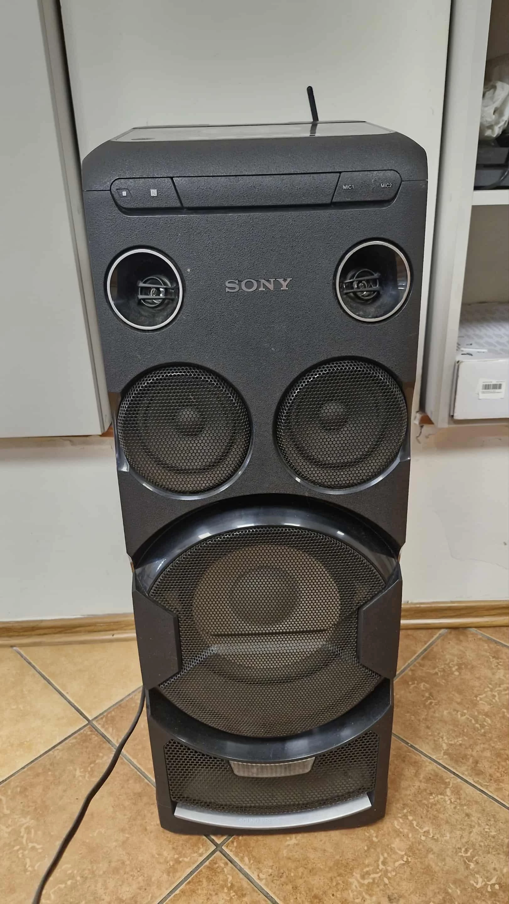 glosnik-sony-mhc-v77dw-przenosny-zestaw-audio-o-duzej-mocy-1440w-stan-11323-2