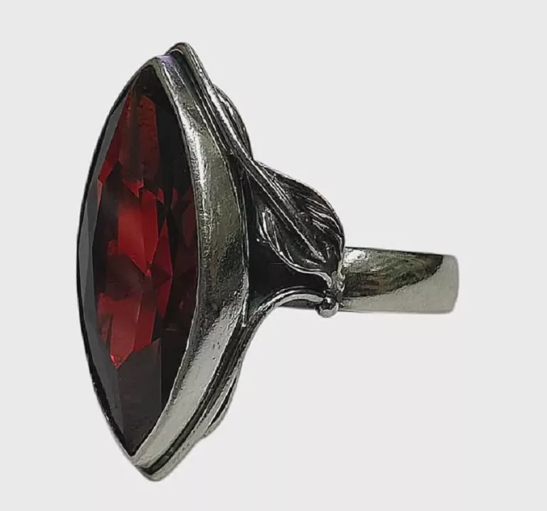 PIERŚCIONEK SREBRNY PR.925