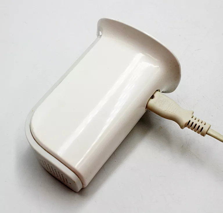STACJA ŁADUJĄCA HYKKER USB 30 W 5 WYJŚĆ USB BIAŁA