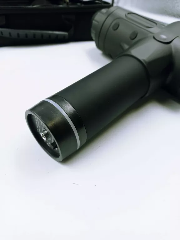 PISTOLET DO MASAŻU CIAŁA PLECÓW