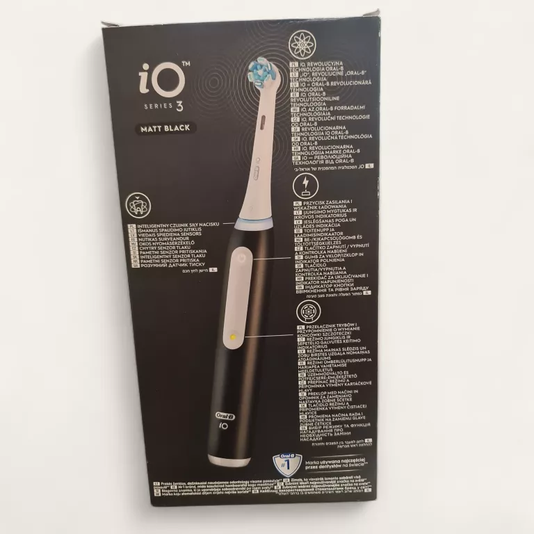 SZCZOTECZKA ORAL B IO SERIS 3