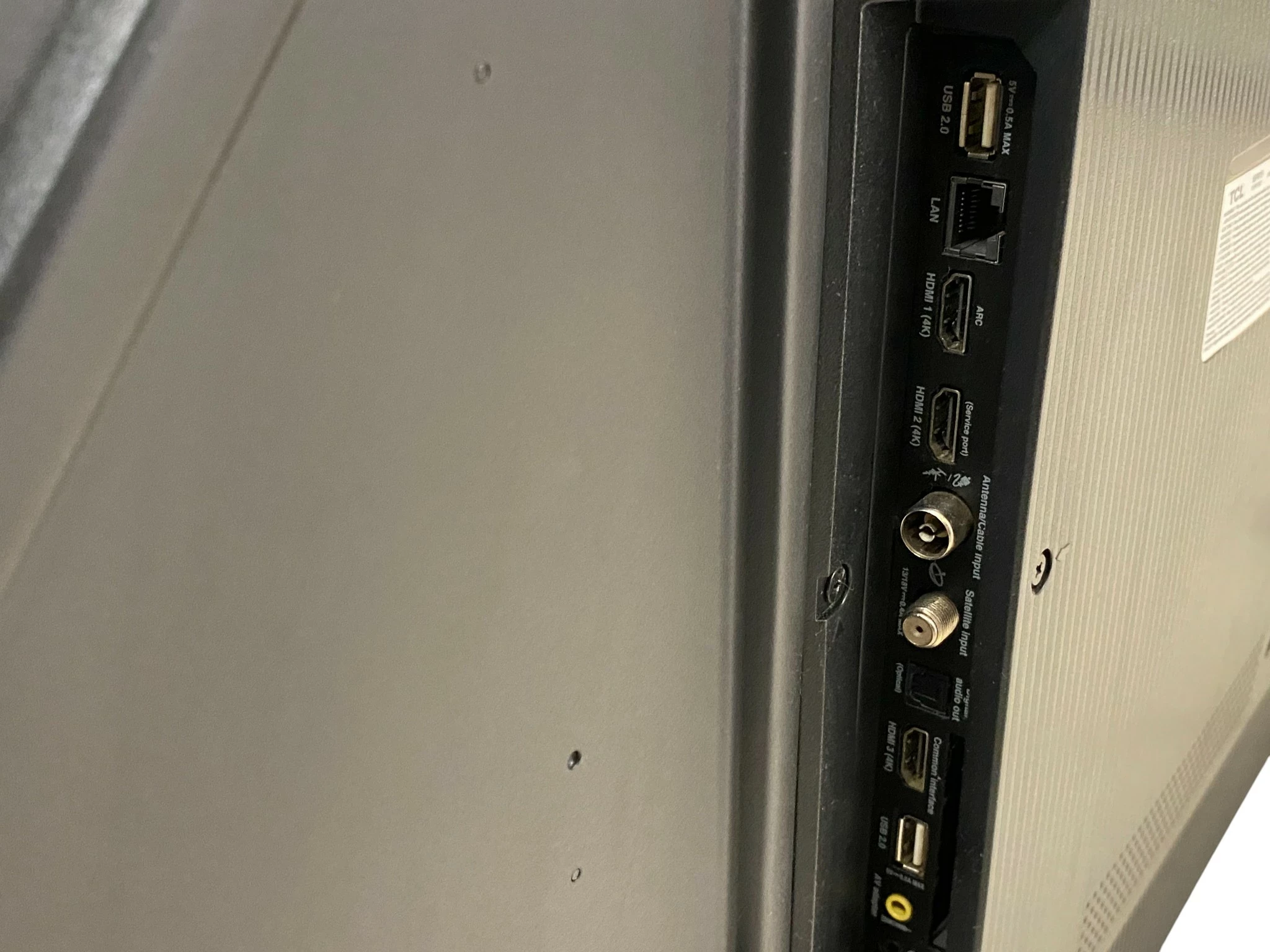 telewizor-tcl-55p615x1-55-led-4k-uhd-android-tv-dvb-t2-bluetooth-wi-fi-typ-telewizora-211486-250142