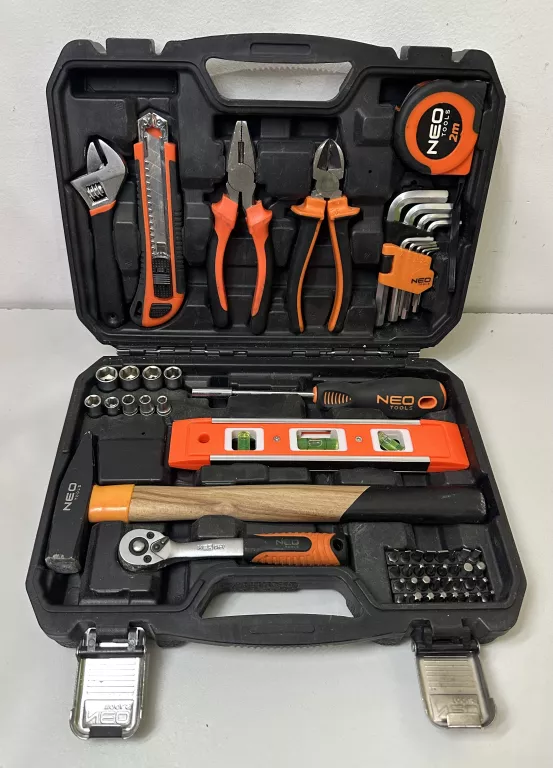 ZESTAW NARZĘDZI, 60 ELEMENTÓW, SATYNOWY 10-200 NEO TOOLS