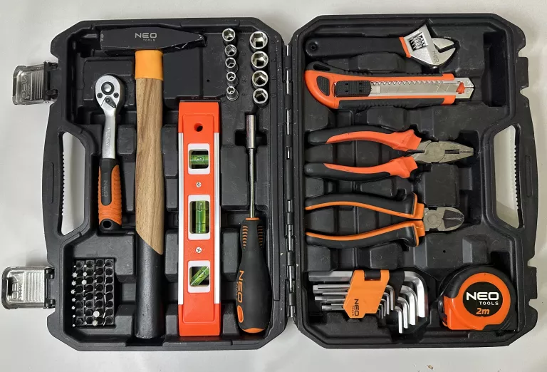 ZESTAW NARZĘDZI, 60 ELEMENTÓW, SATYNOWY 10-200 NEO TOOLS