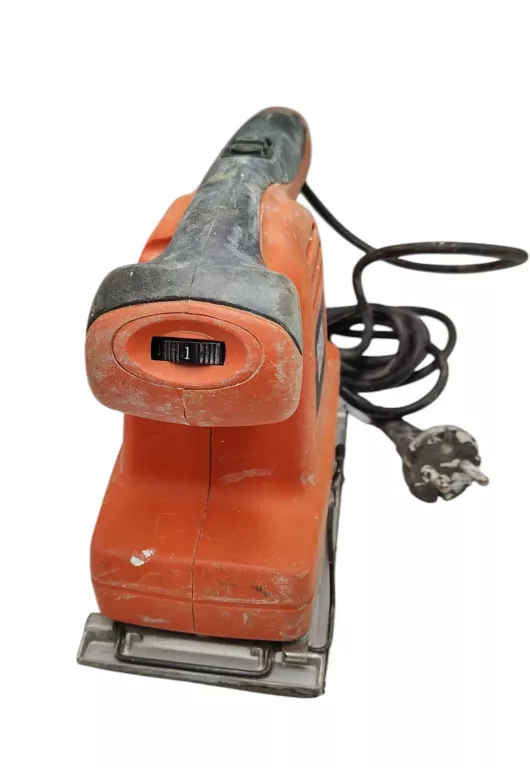 SZLIFIERKA OSCYLACYJNA BLACK&DECKER KA197E 240 W