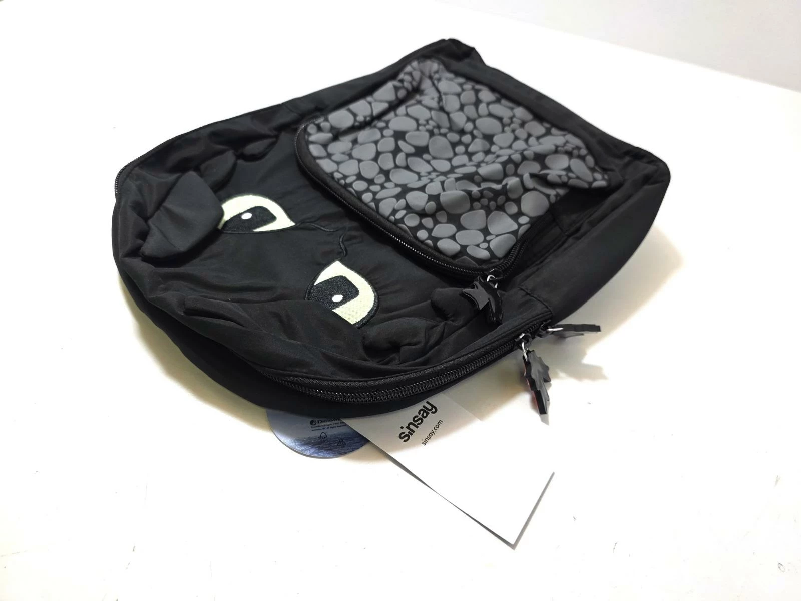 plecak-pikowany-dragons-szczerbatek-stan-11323-2