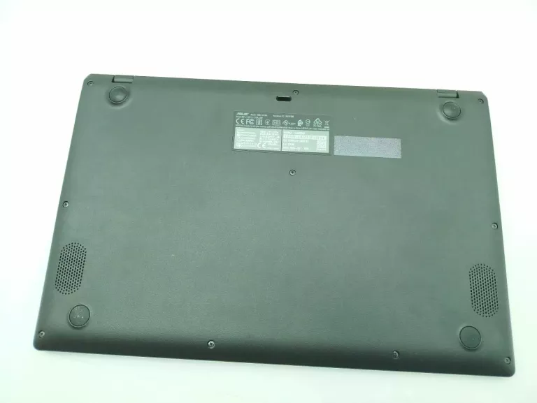 LAPTOP ASUS E510 Z ŁADOWARKĄ I TORBĄ