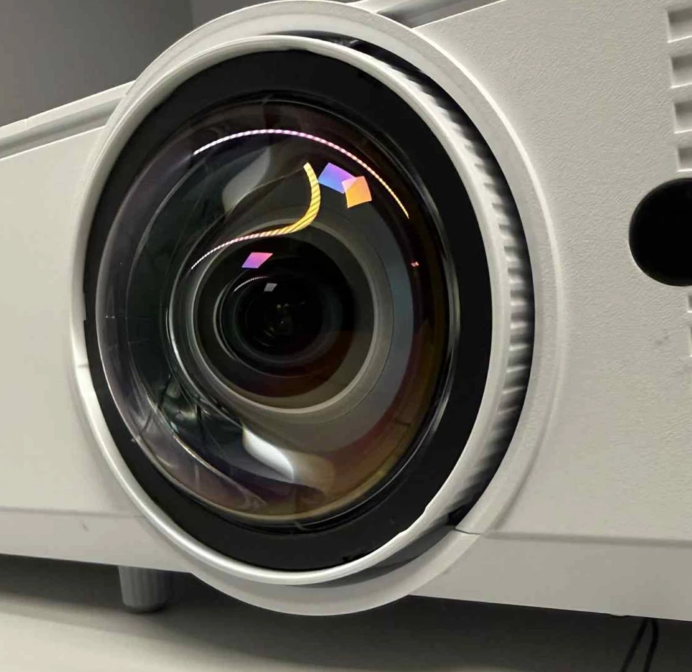 projektor-infocus-in0024st-jak-nowy-komplet-kod-producenta-in0024st