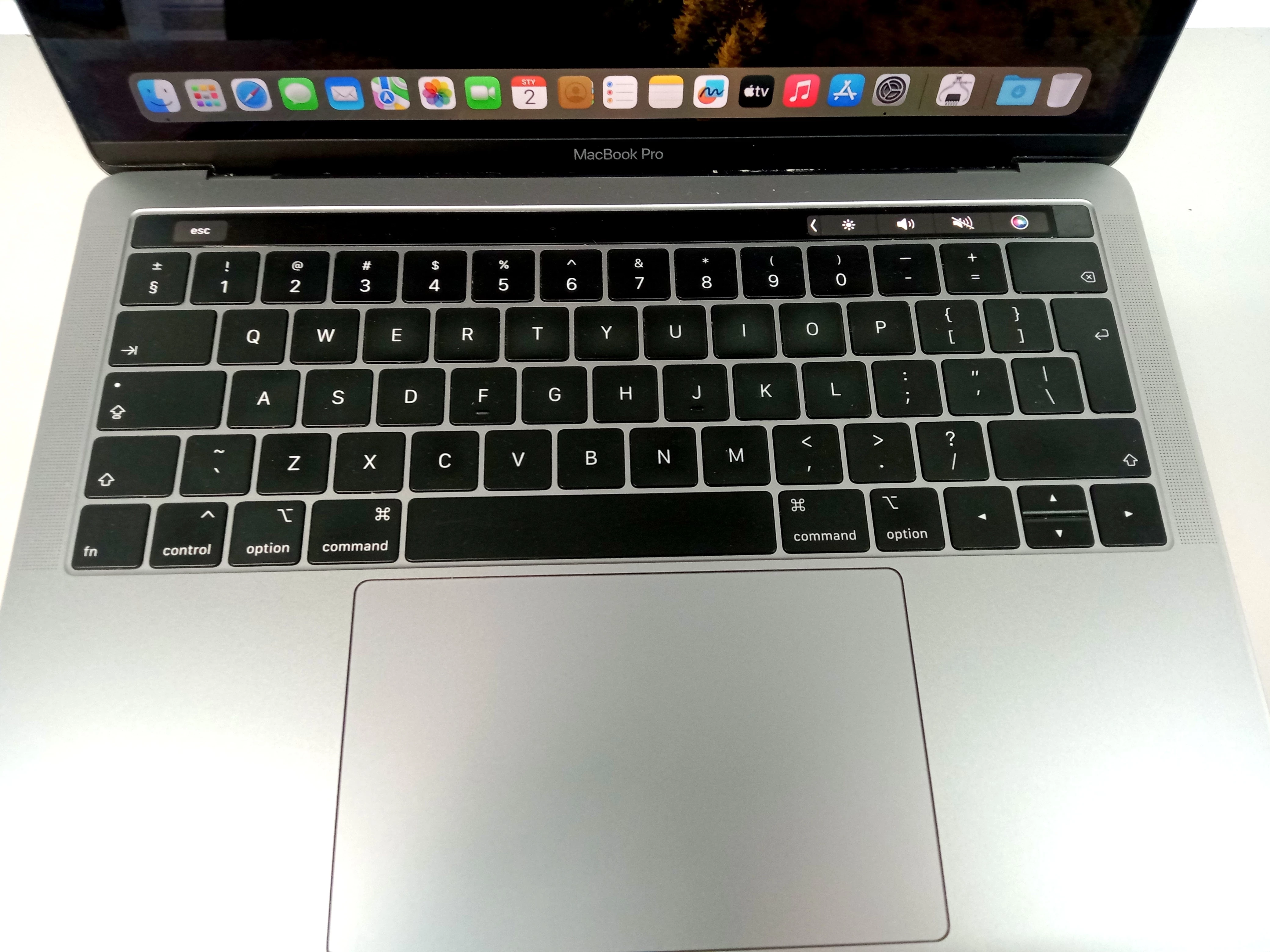 laptop-apple-macbook-pro-13-a2159-ean-gtin-0190199165717