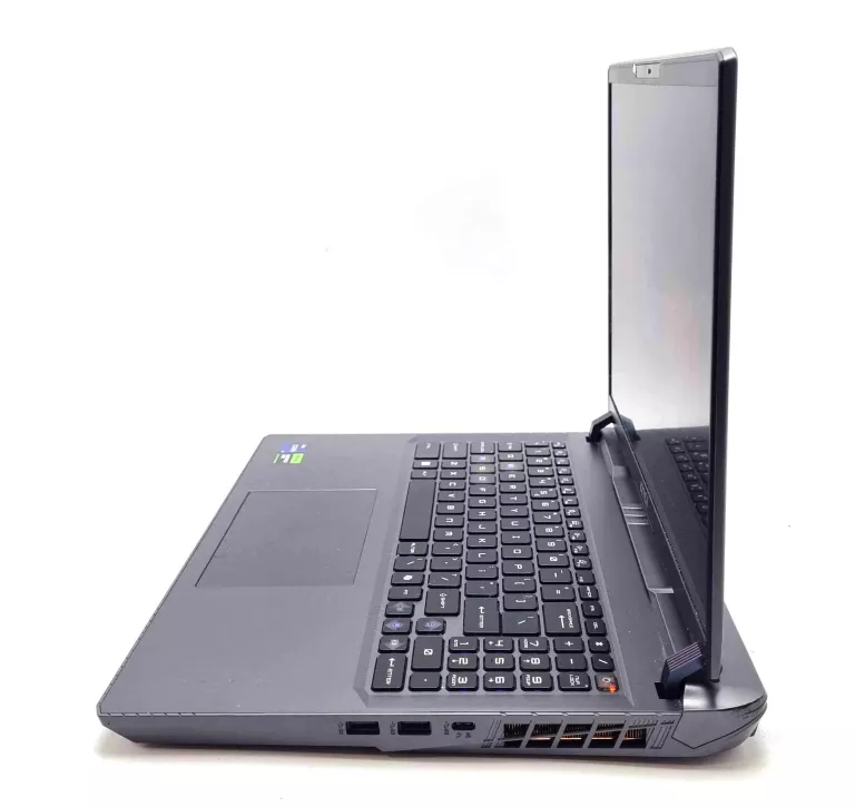 LAPTOP MSI VECTOR 16 HX A14VHG I9--14900HX 32/1TB RTX4080