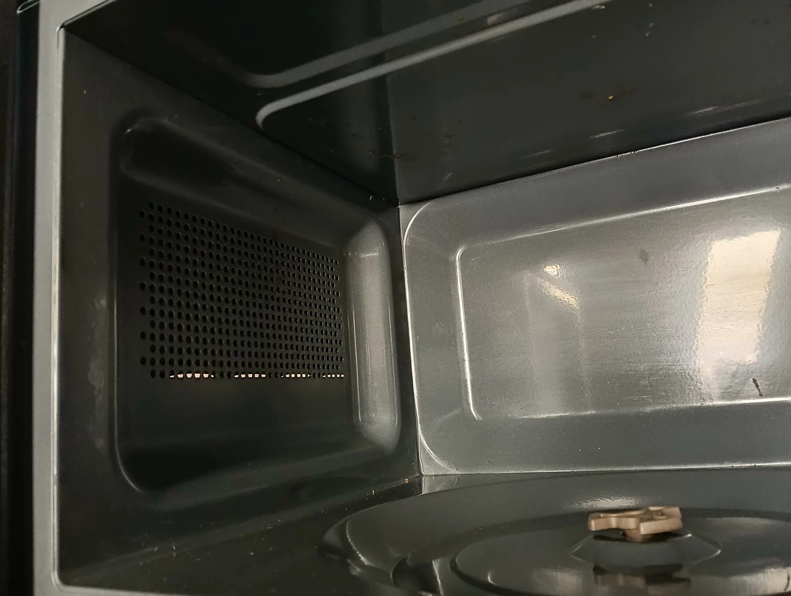 kuchenka-mikrofalowa-amica-amgf17m2b-pojemnosc-17000