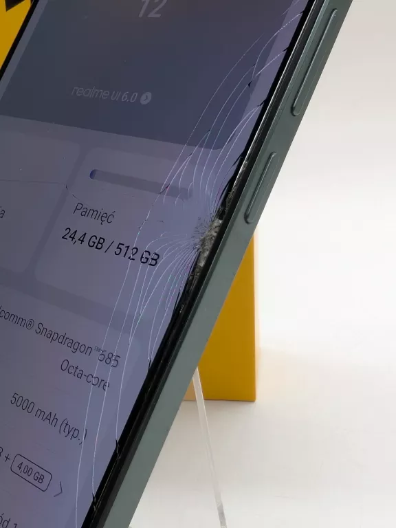 REALME 12 8/512GB - ZBITY EKRAN