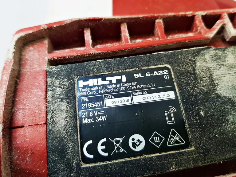 HALOGEN LAMPA HILTI SL 6-A22 + AKU 5.2
