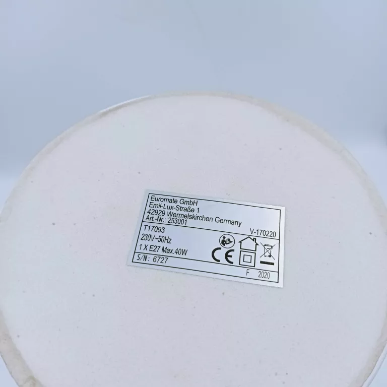 LAMPKA BIAŁA Z UCHWYTEM