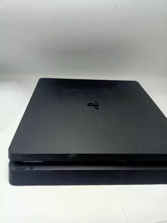 KONSOLA PS4 2116B PAD 1TB
