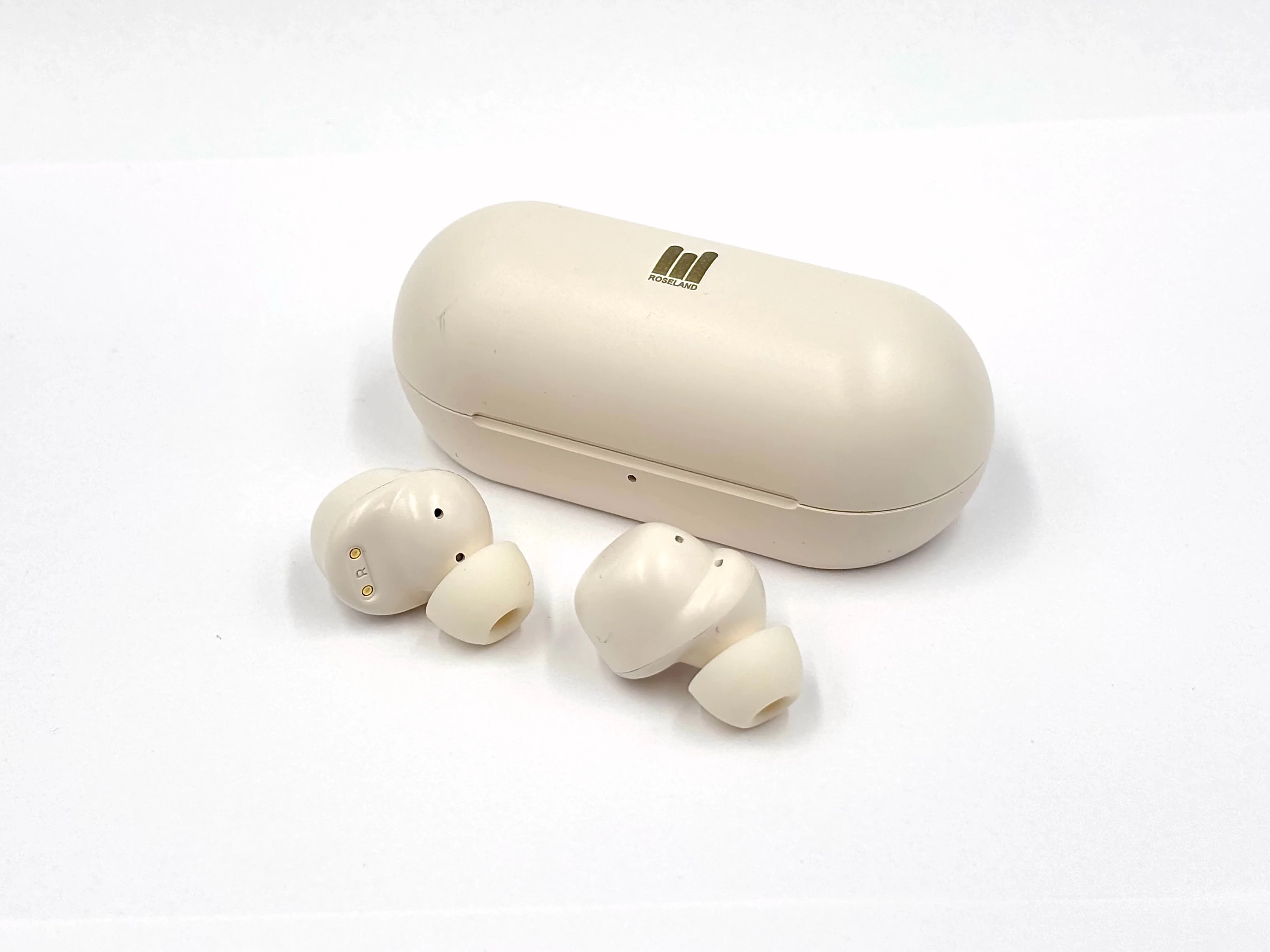 sluchawki-roseland-tws-re-500-stan-11323-2