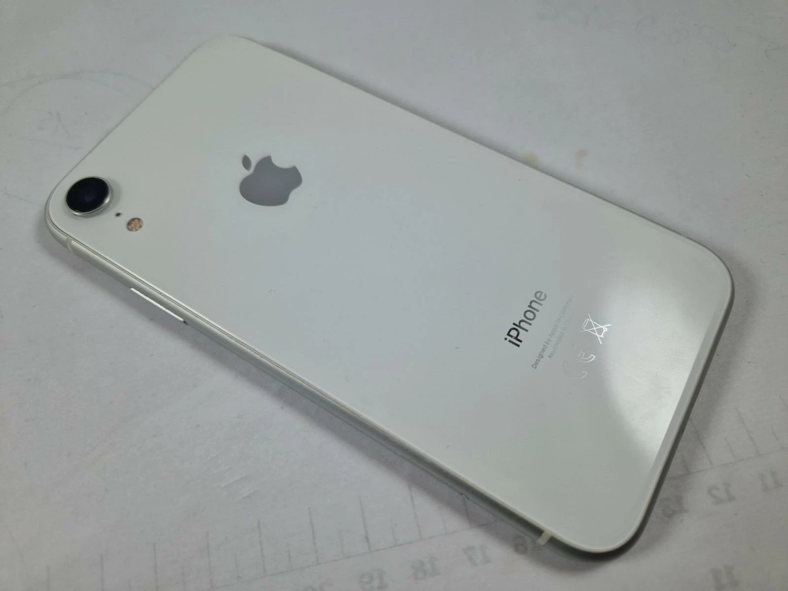 apple-iphone-xr-64gb-pudelko-bat-79-typ-202685-212929