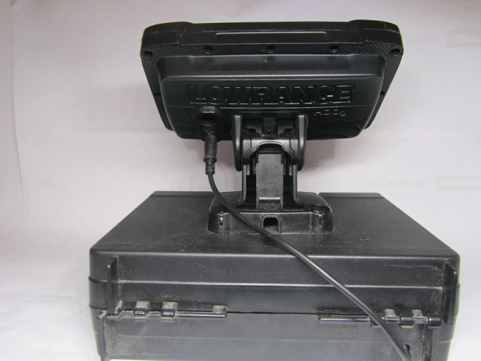 echosonda-lowrance-hook-reveal-5-model-hook-reveal-5-83200-hdi-row