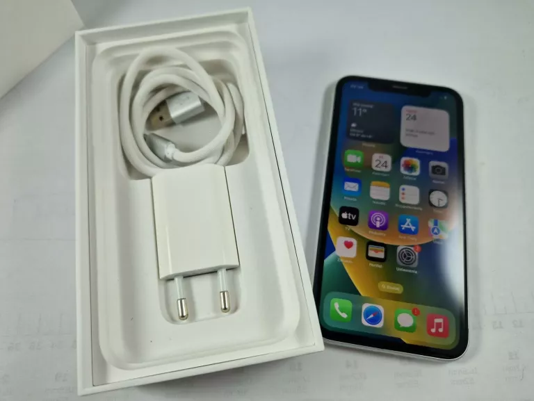 APPLE IPHONE XR 64GB PUDEŁKO BAT 79%