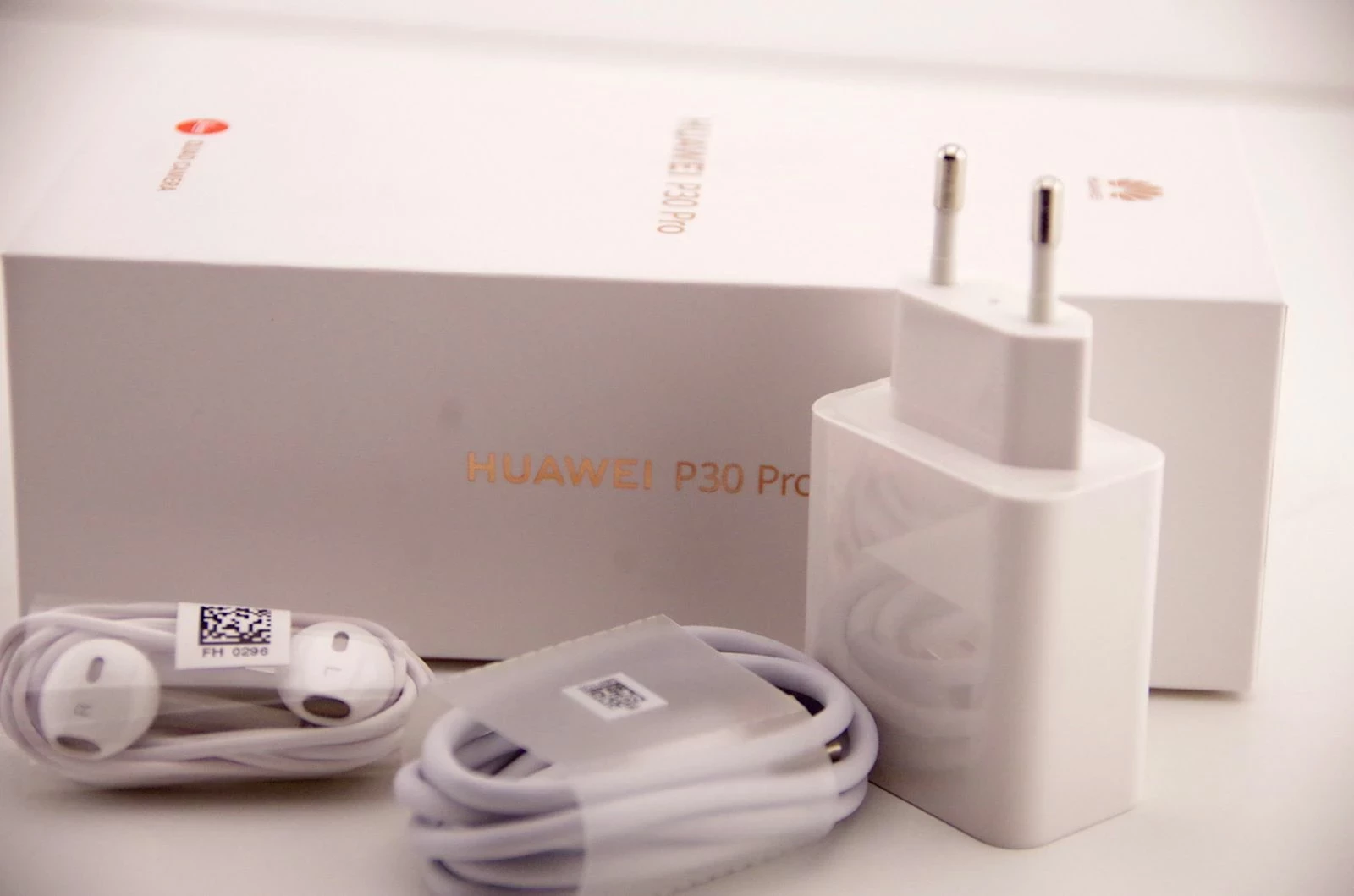 huawei-p30-pro-vog-l29-128gb-6gb-ram-4g-wielokolorowy-zestaw-super-stan-system-operacyjny-4388-1