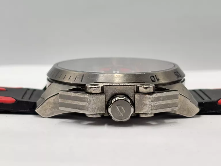 zegarek-diesel-dz-4388-mechanizm-18738-1