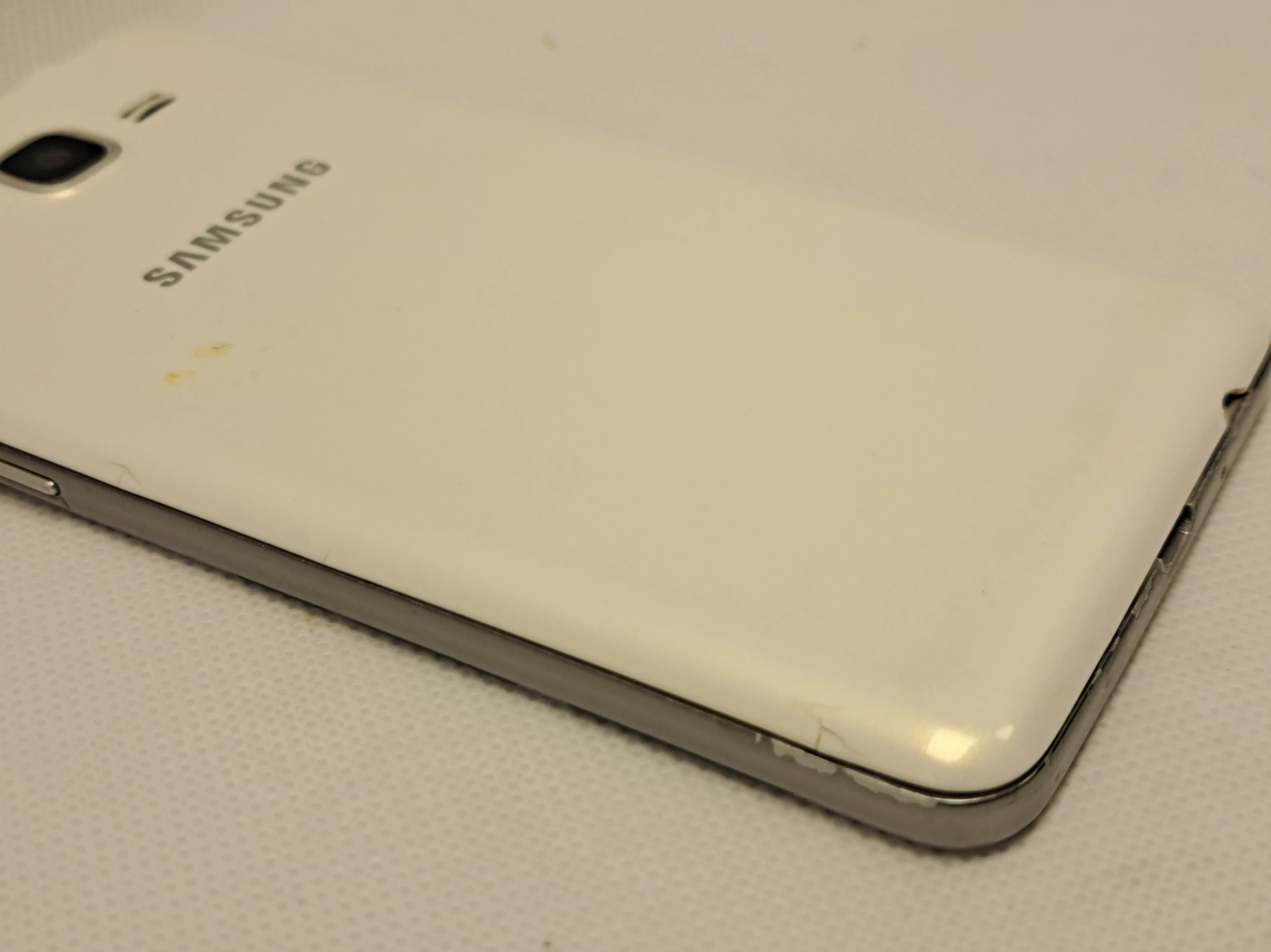 telefon-samsung-galaxy-grand-prime-przekatna-ekranu-500