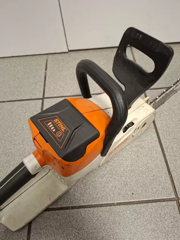 PILARKA ELEKTRYCZNA STIHL MSA 70 C-B ŁAD 2XAKU